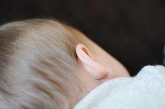 Ear Infection Guide: Symptoms, At-Home Monitoring, and When to See a Doctor